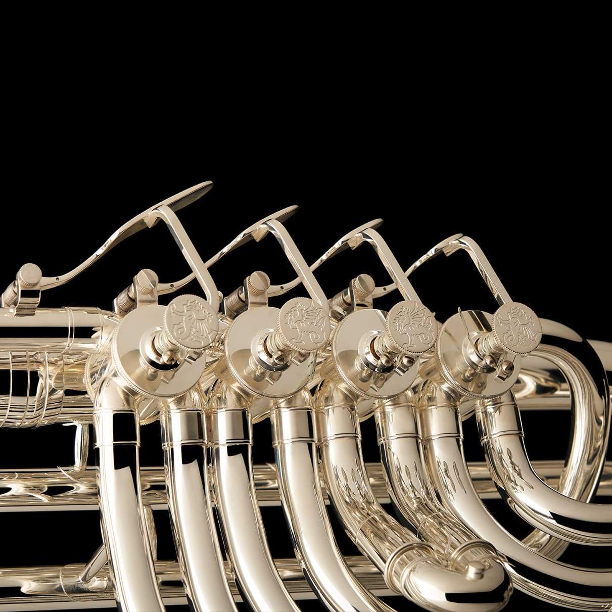 Over-the-Shoulder Es-Saxhorn - OTS
