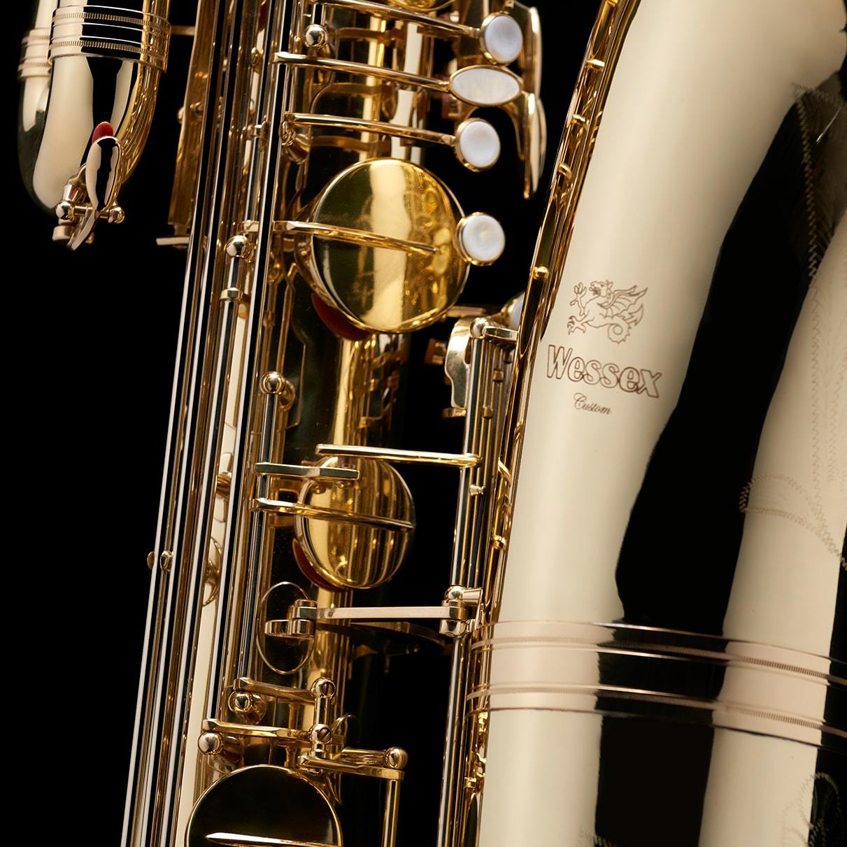 Bass Saxophone – SAX120